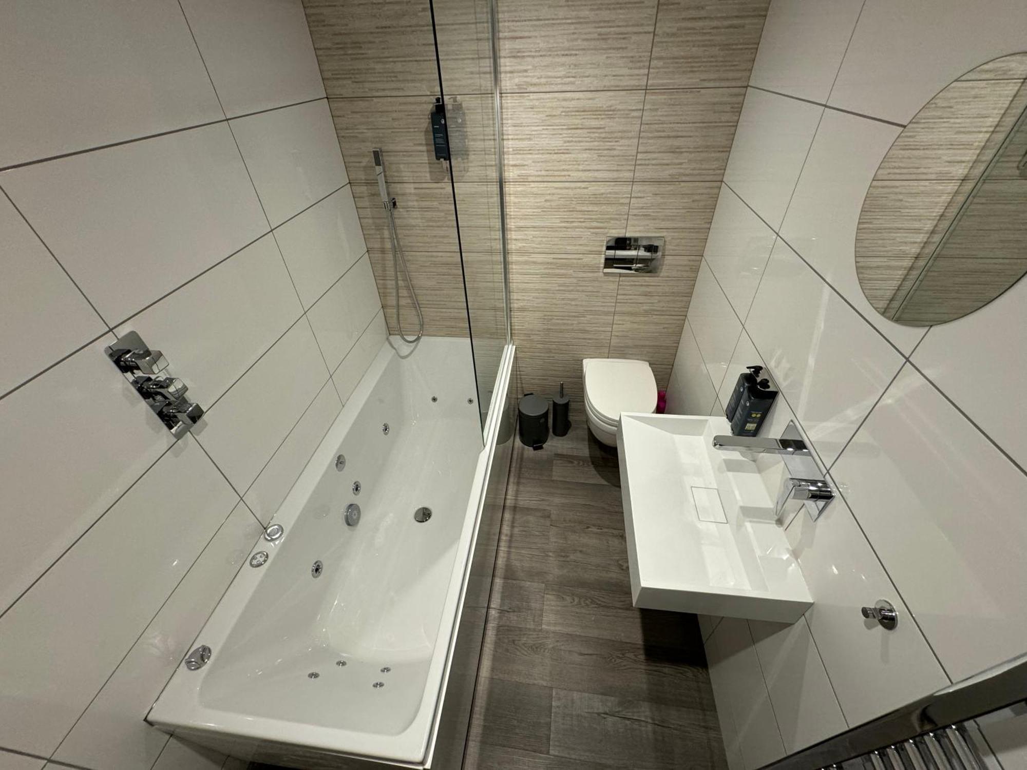 Southgate Luxury Apartments Elland Εξωτερικό φωτογραφία