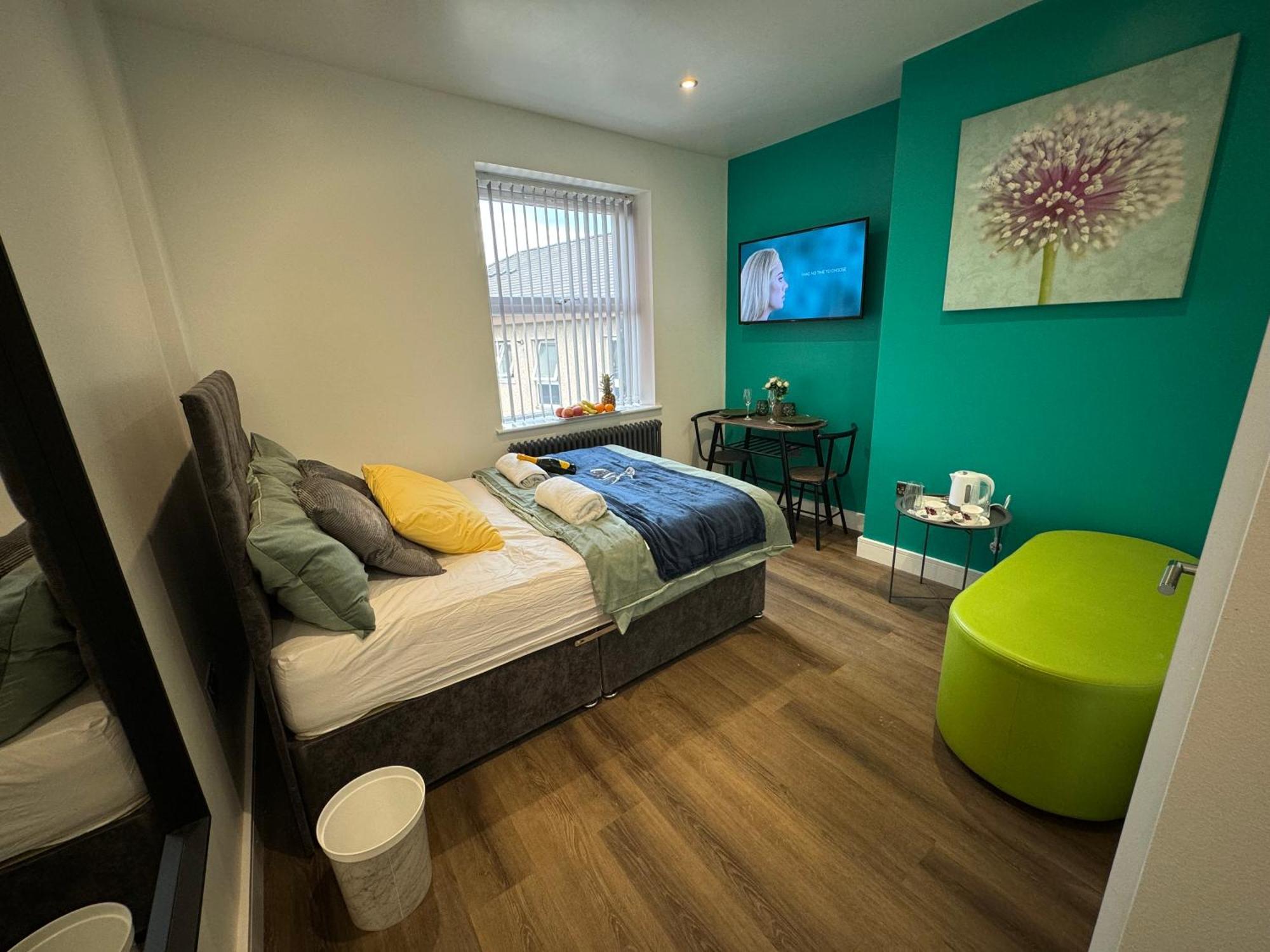 Southgate Luxury Apartments Elland Εξωτερικό φωτογραφία