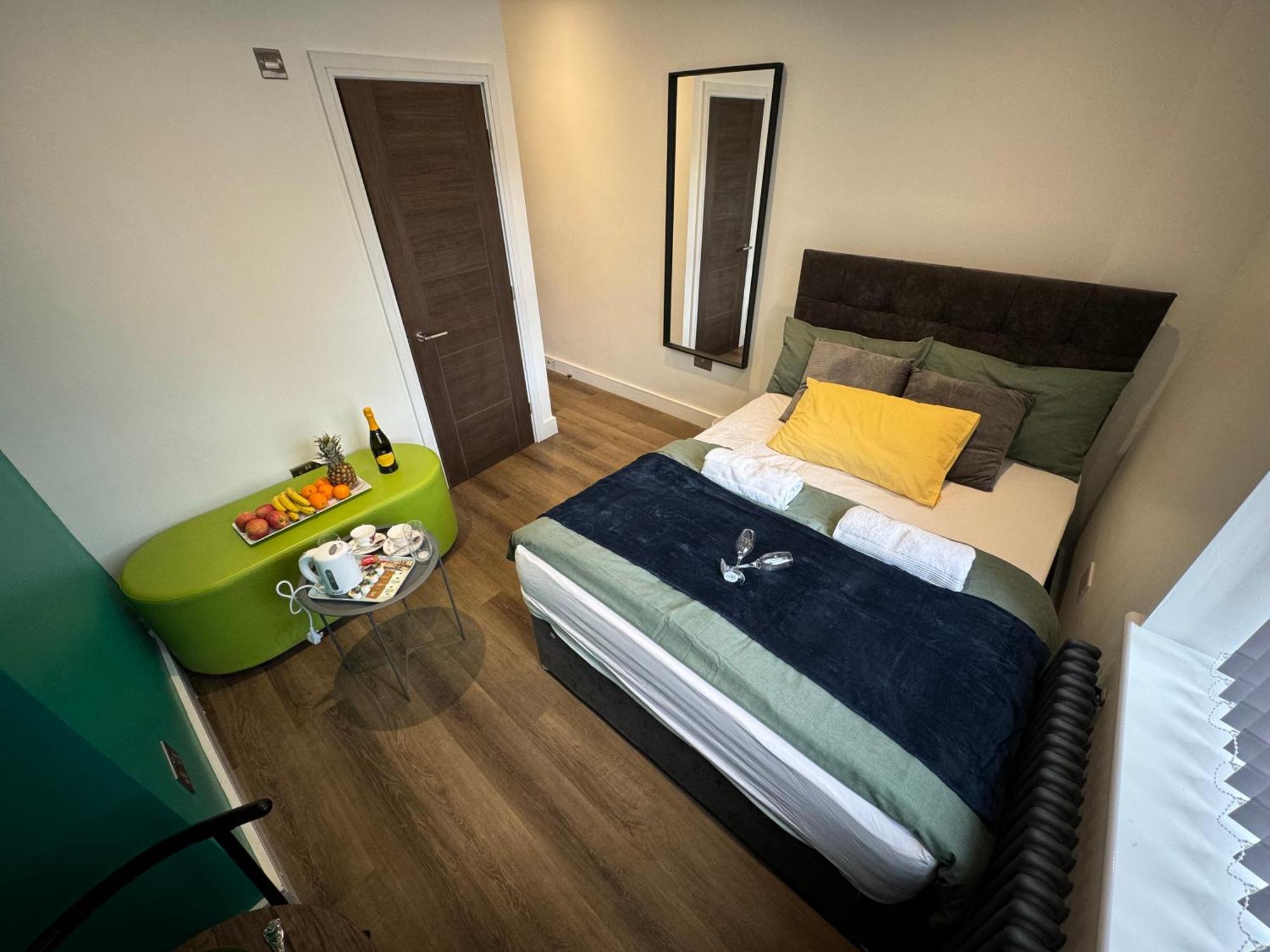 Southgate Luxury Apartments Elland Εξωτερικό φωτογραφία