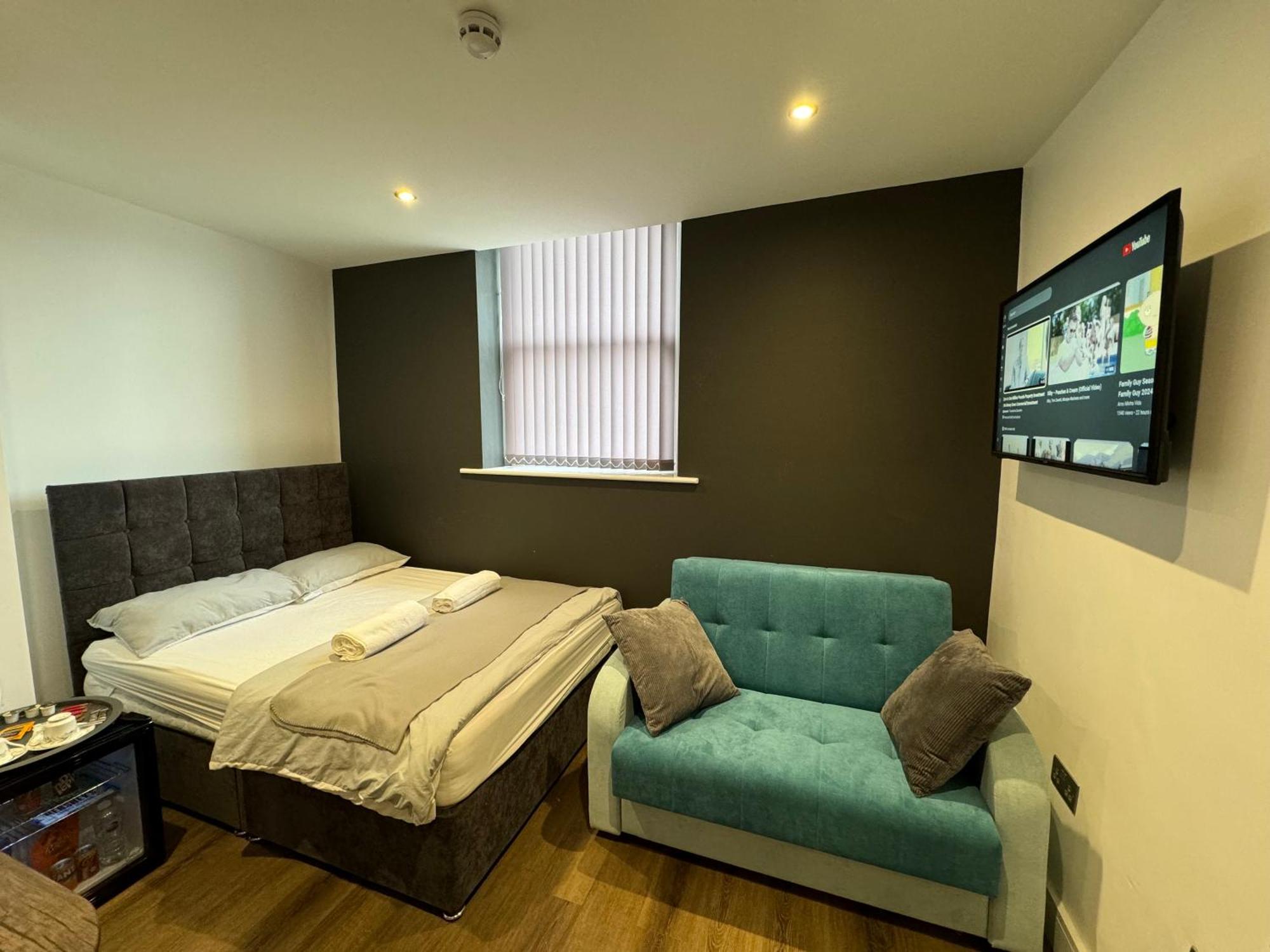 Southgate Luxury Apartments Elland Εξωτερικό φωτογραφία