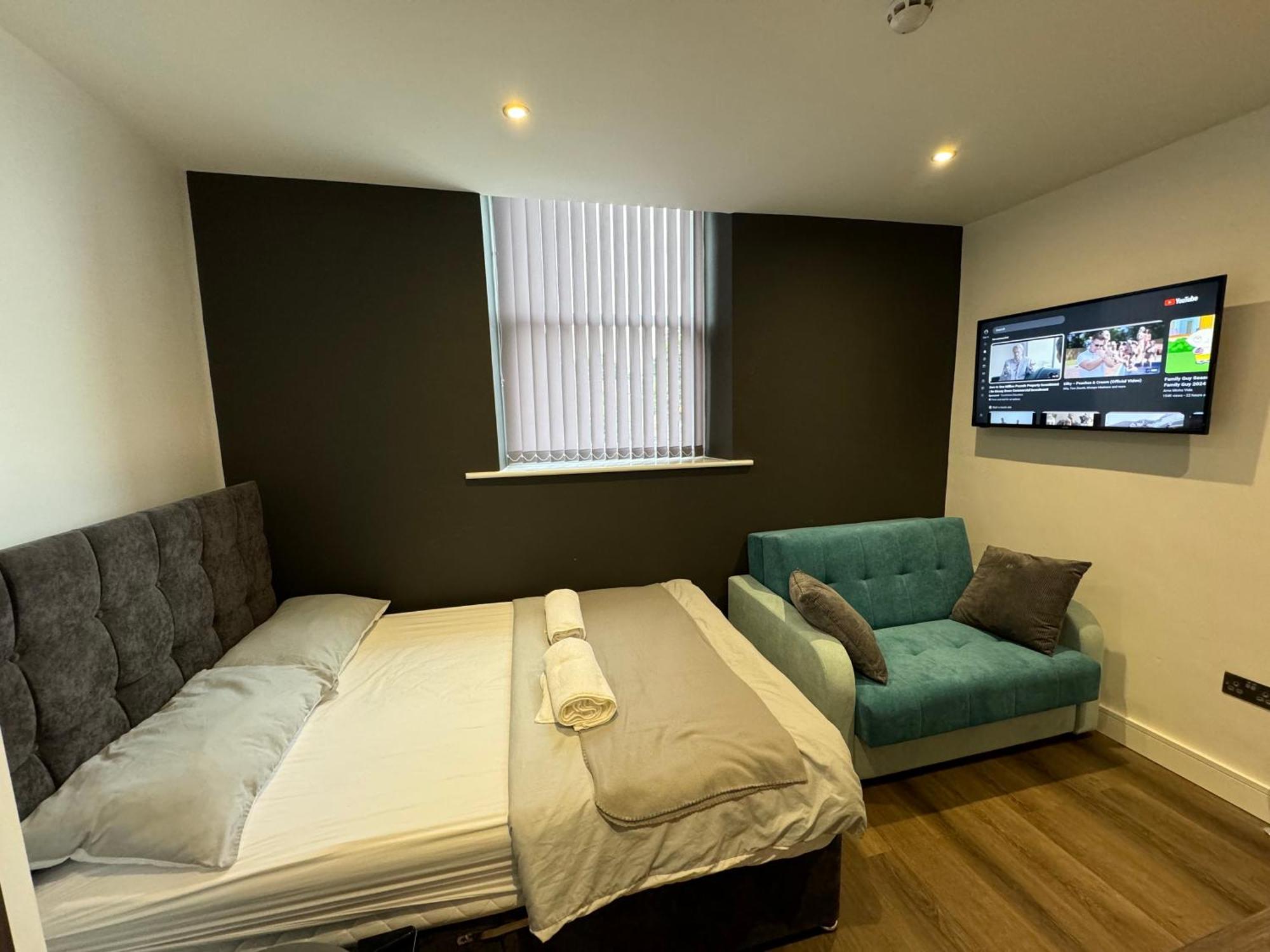 Southgate Luxury Apartments Elland Εξωτερικό φωτογραφία